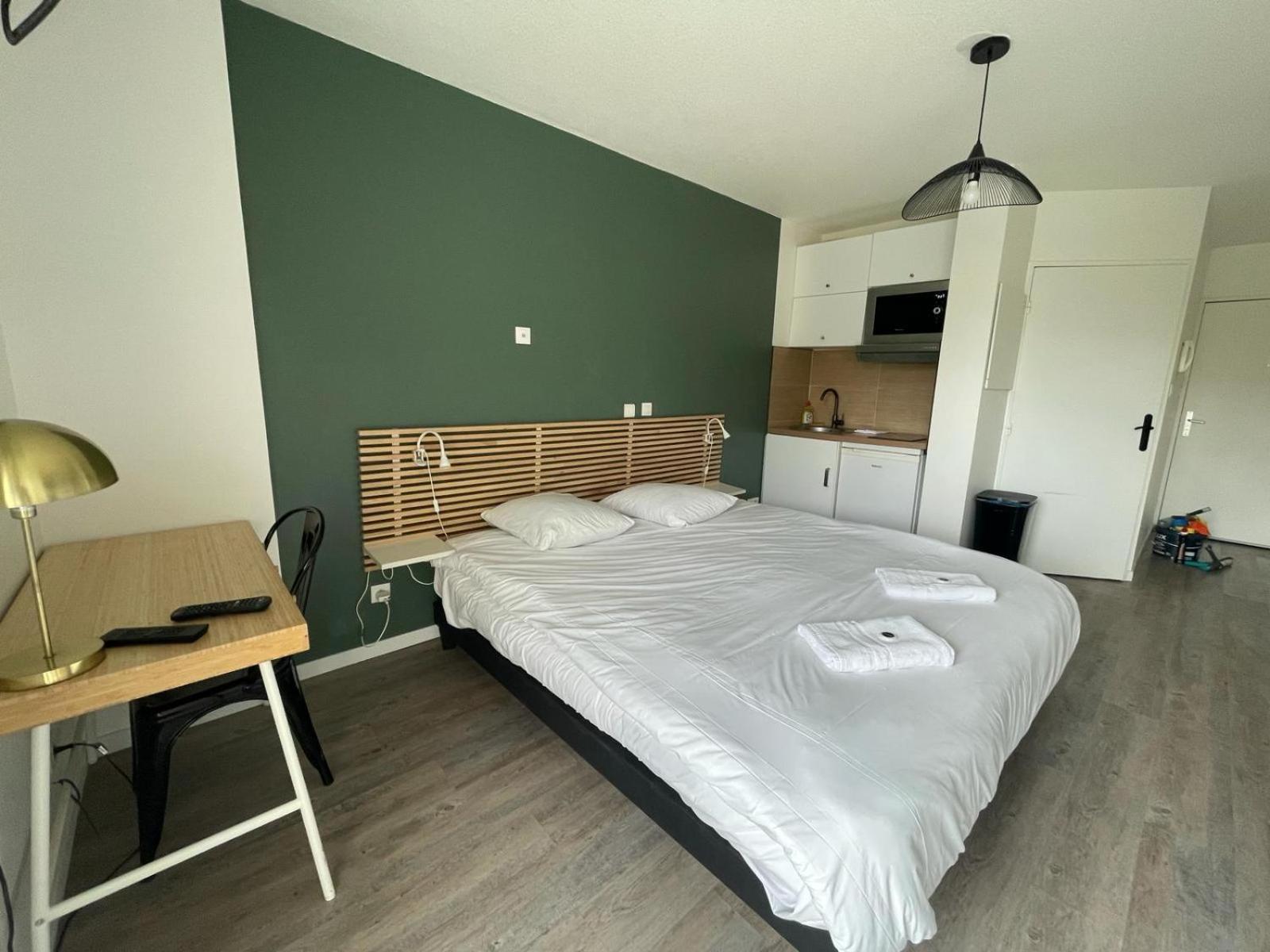 Bel appartement design tout confort  Cenon Extérieur photo