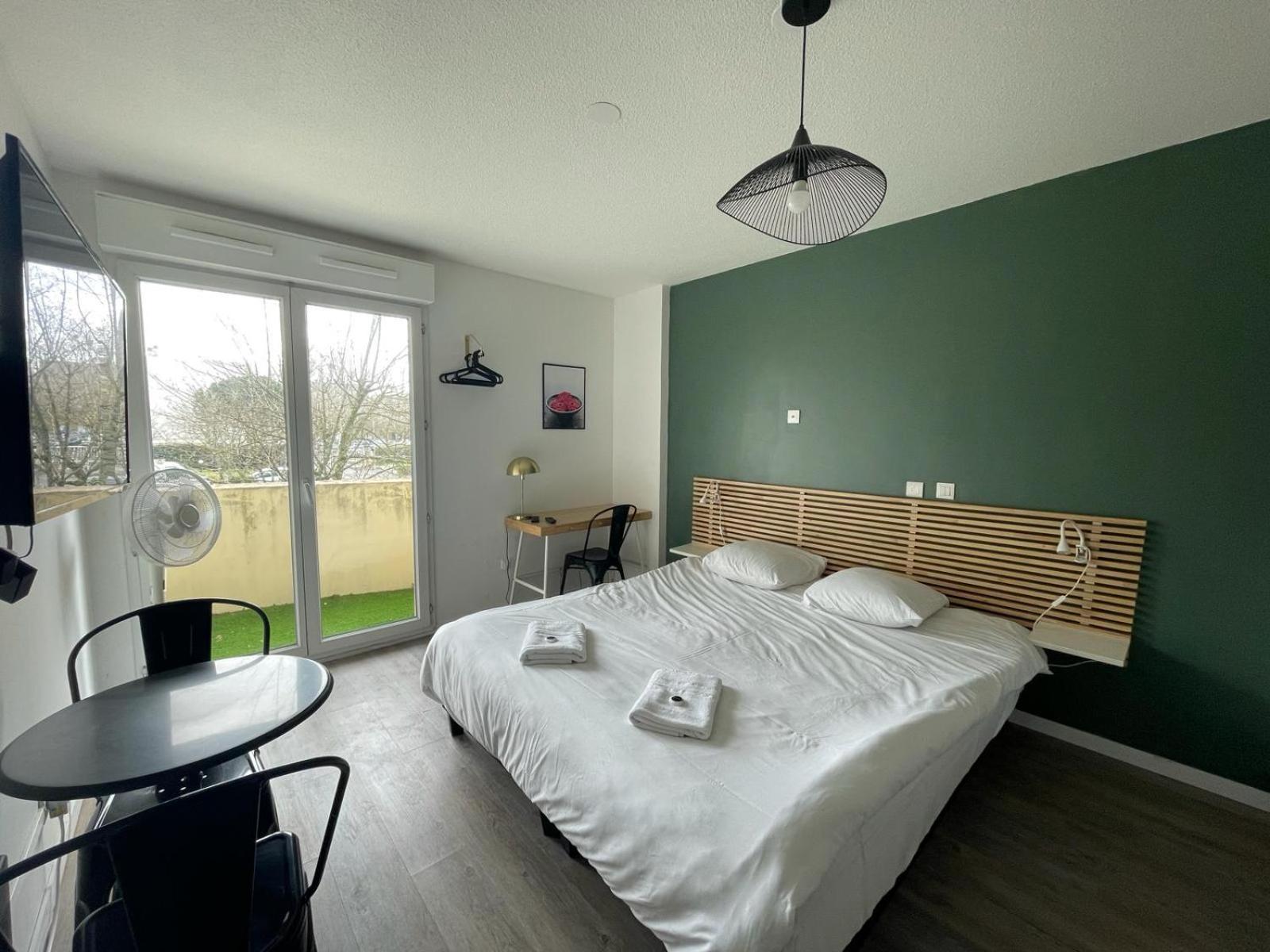Bel appartement design tout confort  Cenon Extérieur photo